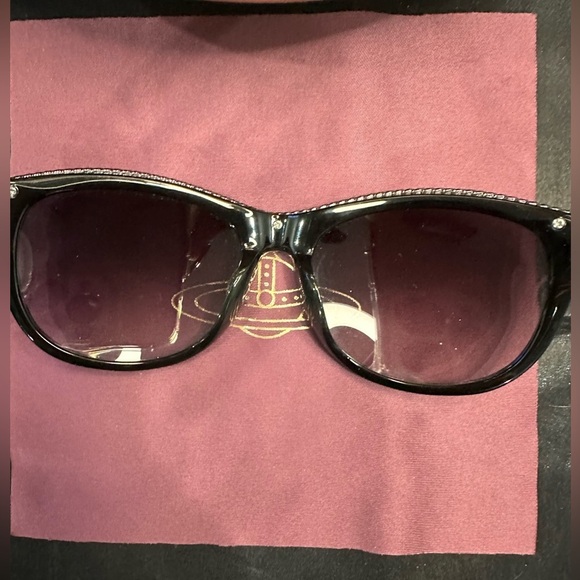 Vivienne Westwood Cat-eye Metal Edged Sunglasses EUC​ Vintage​ - Picture 9 of 9